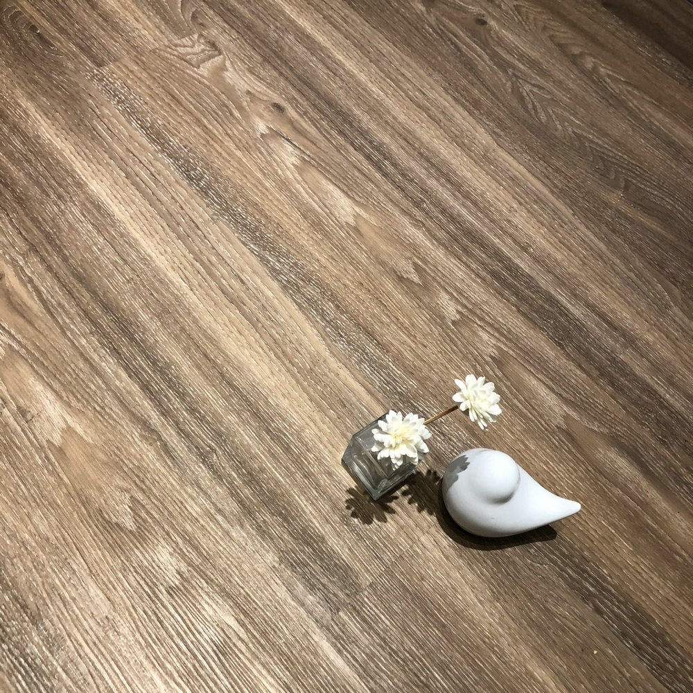 Kitchen Durable 1220*183mm Plastic SPC Floor Tile thumbnail 2