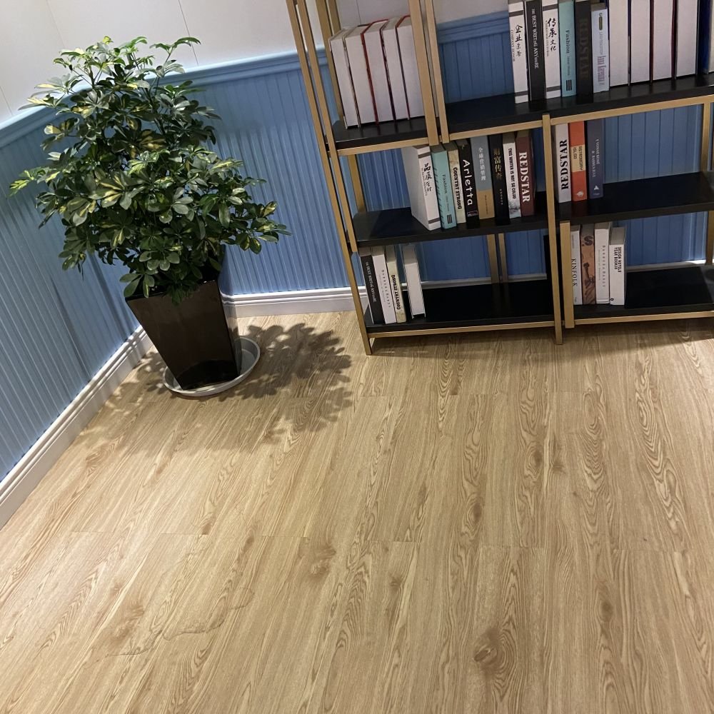 6mm Luxury Indoor WPC Floor thumbnail 4